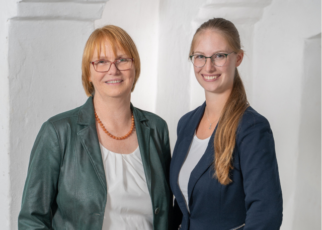 Dr. Heike Zeriadtke und Annika Zeriadtke unterstützen dich bei deinem Marketing.